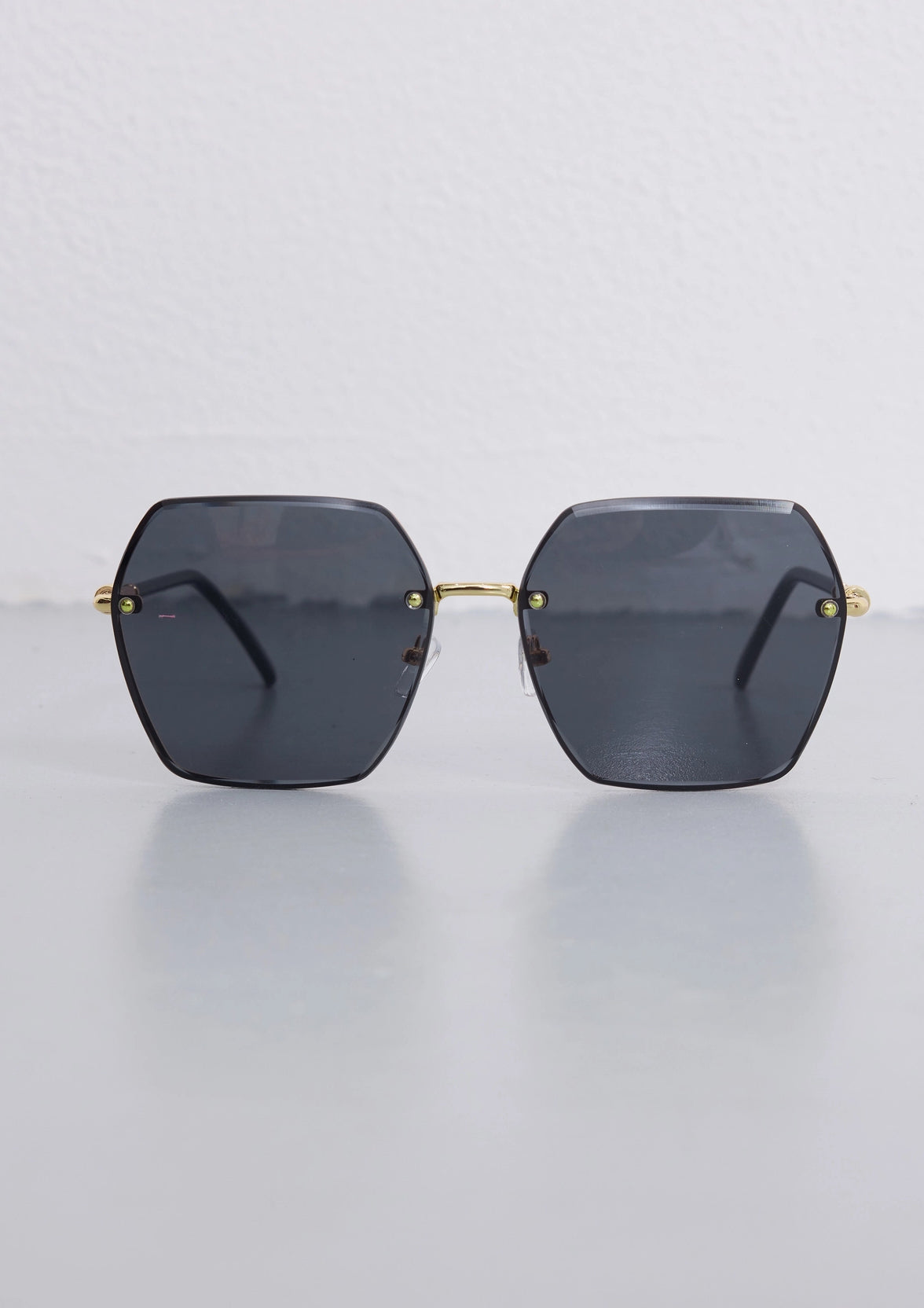 Lunettes de soleil femme noir
